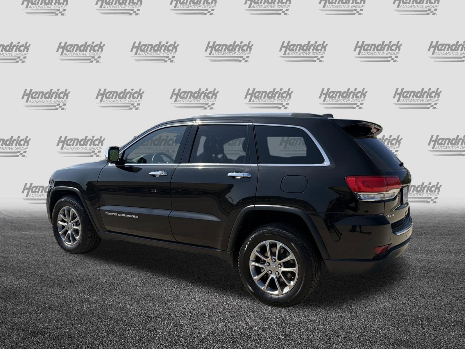 2015 Jeep Grand Cherokee Limited photo 2