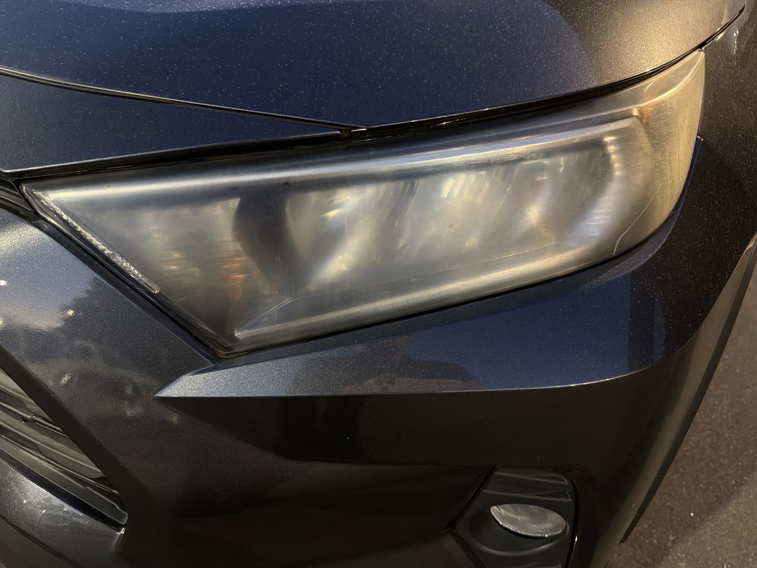 2021 Toyota RAV4 XLE Premium photo 5