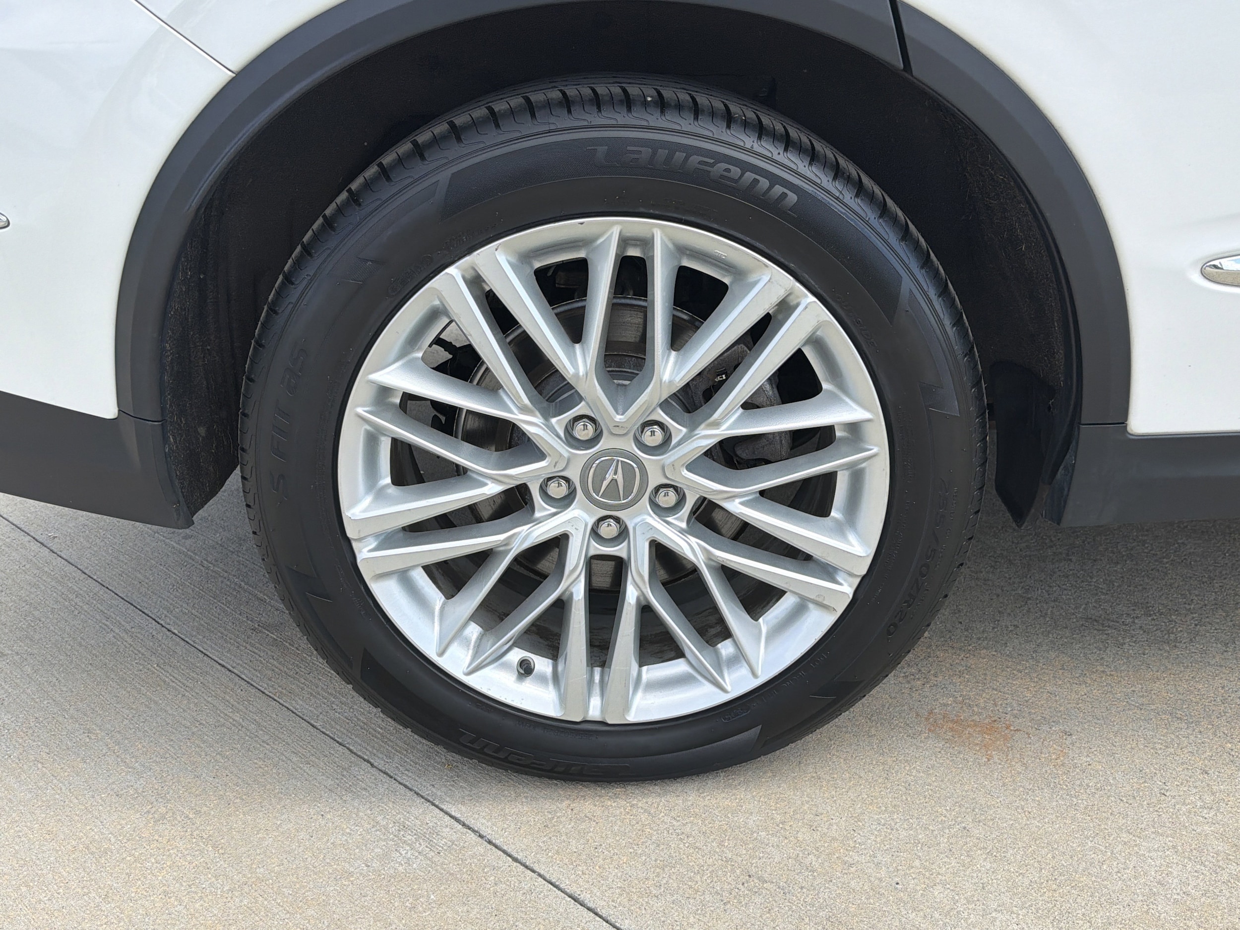 2023 Acura MDX w/Advance Package photo 2