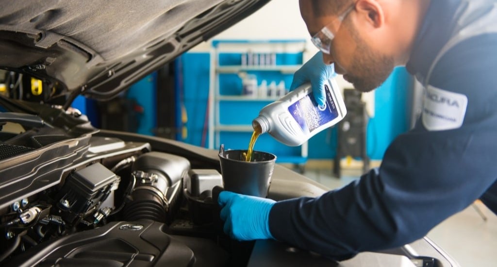 Acura Oil Change Service in Charlotte