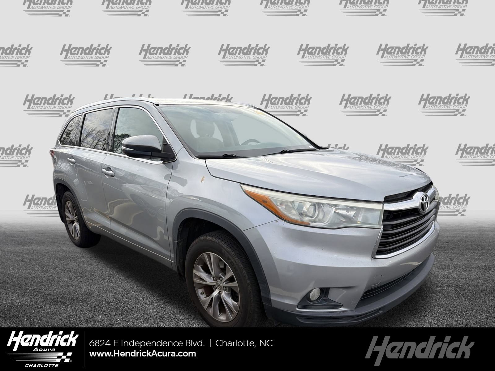 2015 Toyota Highlander XLE's photo