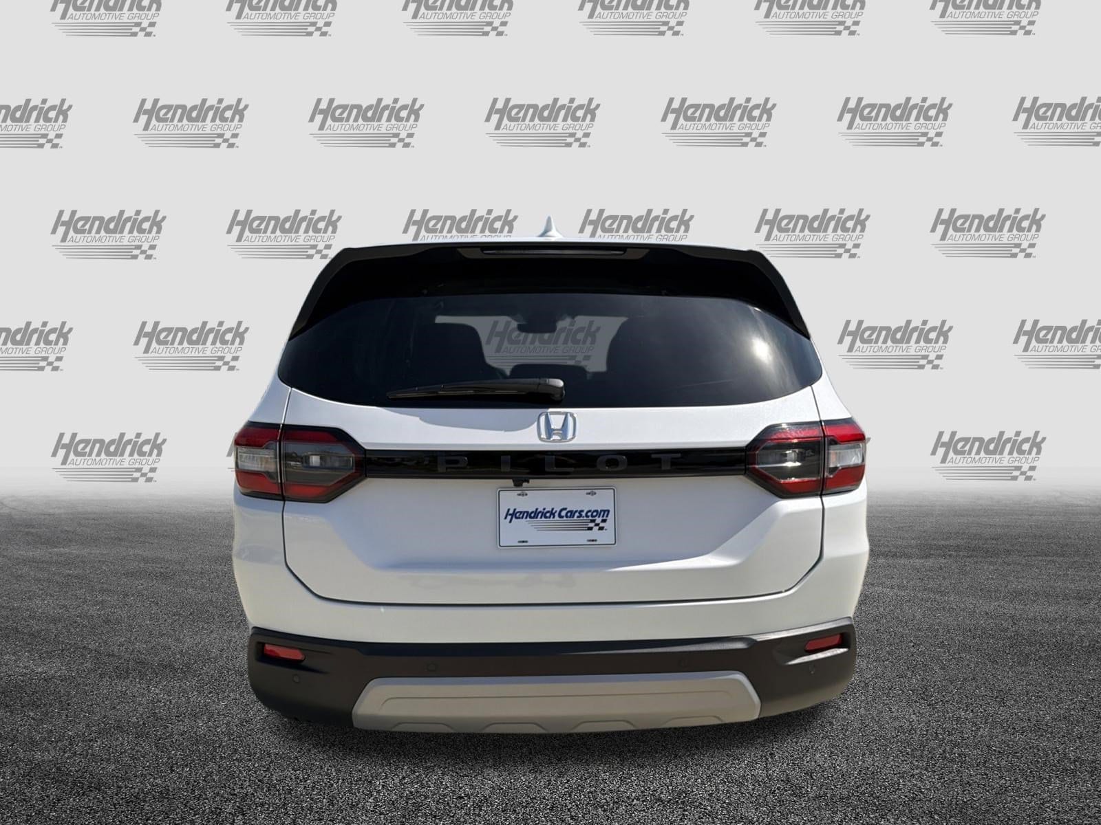 2025 Honda Pilot EX-L photo 3