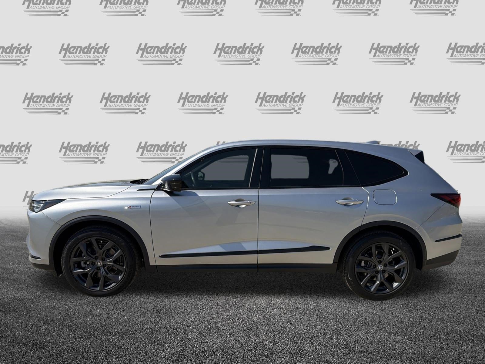 2023 Acura MDX w/A-Spec Package photo 6