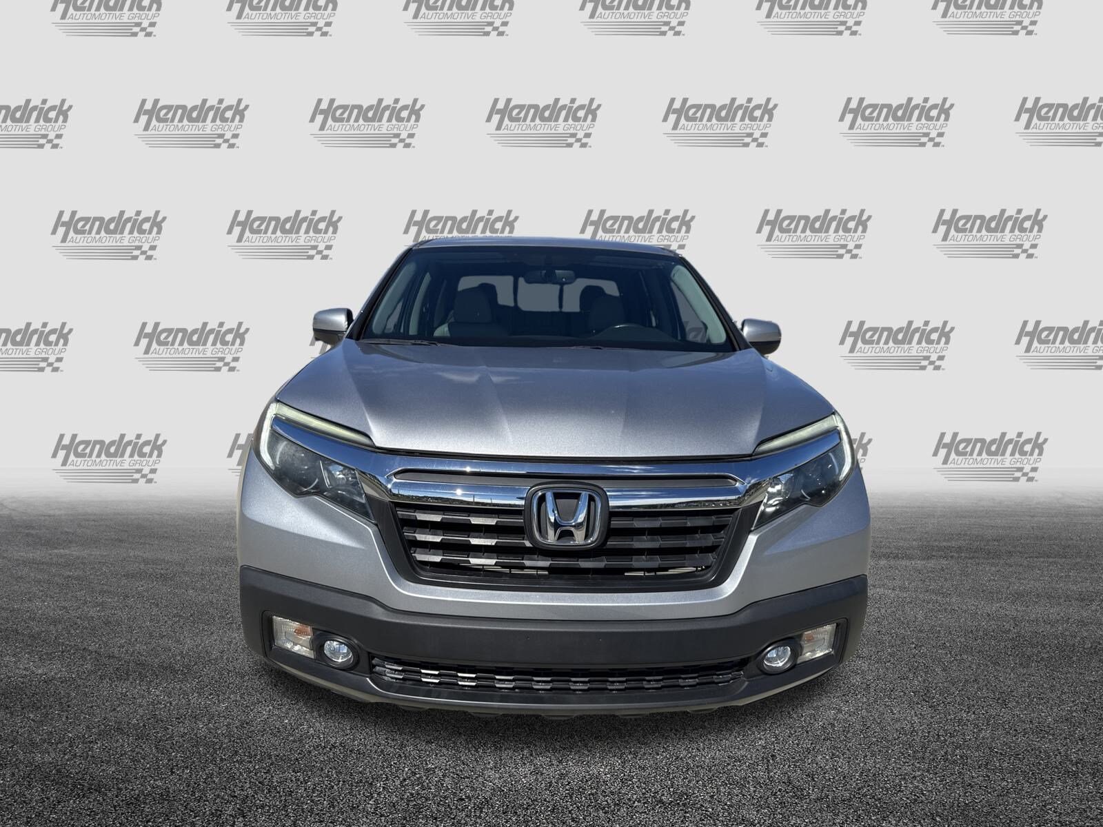 2019 Honda Ridgeline RTL-T photo 2