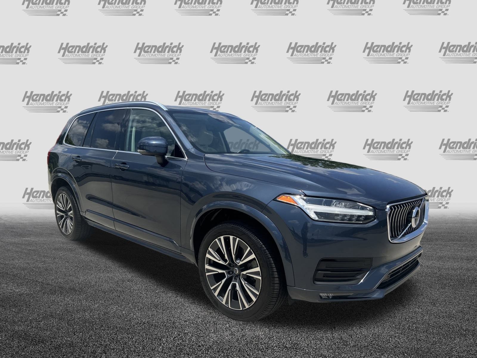 Used 2022 Volvo XC90 Momentum with VIN YV4102CK7N1822077 for sale in Charlotte, NC