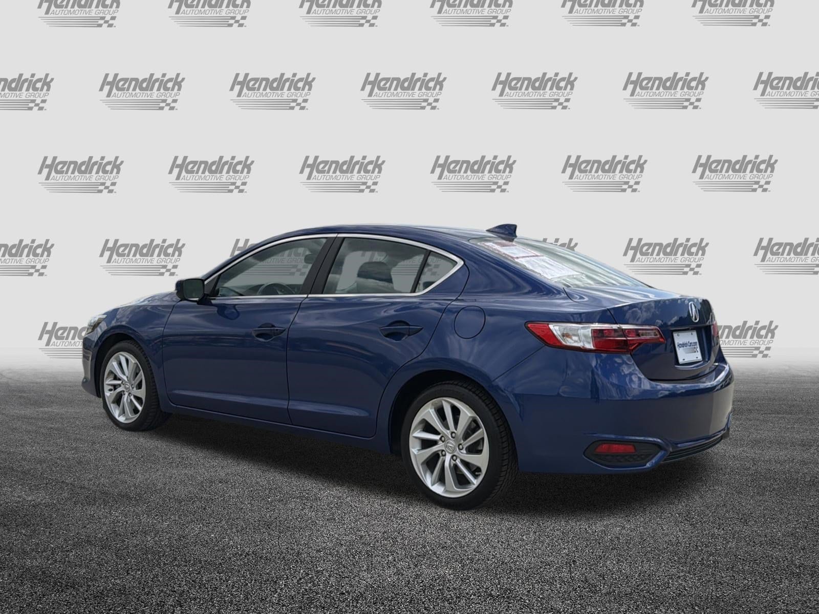 2016 Acura ILX w/Technology Plus Pkg photo 3