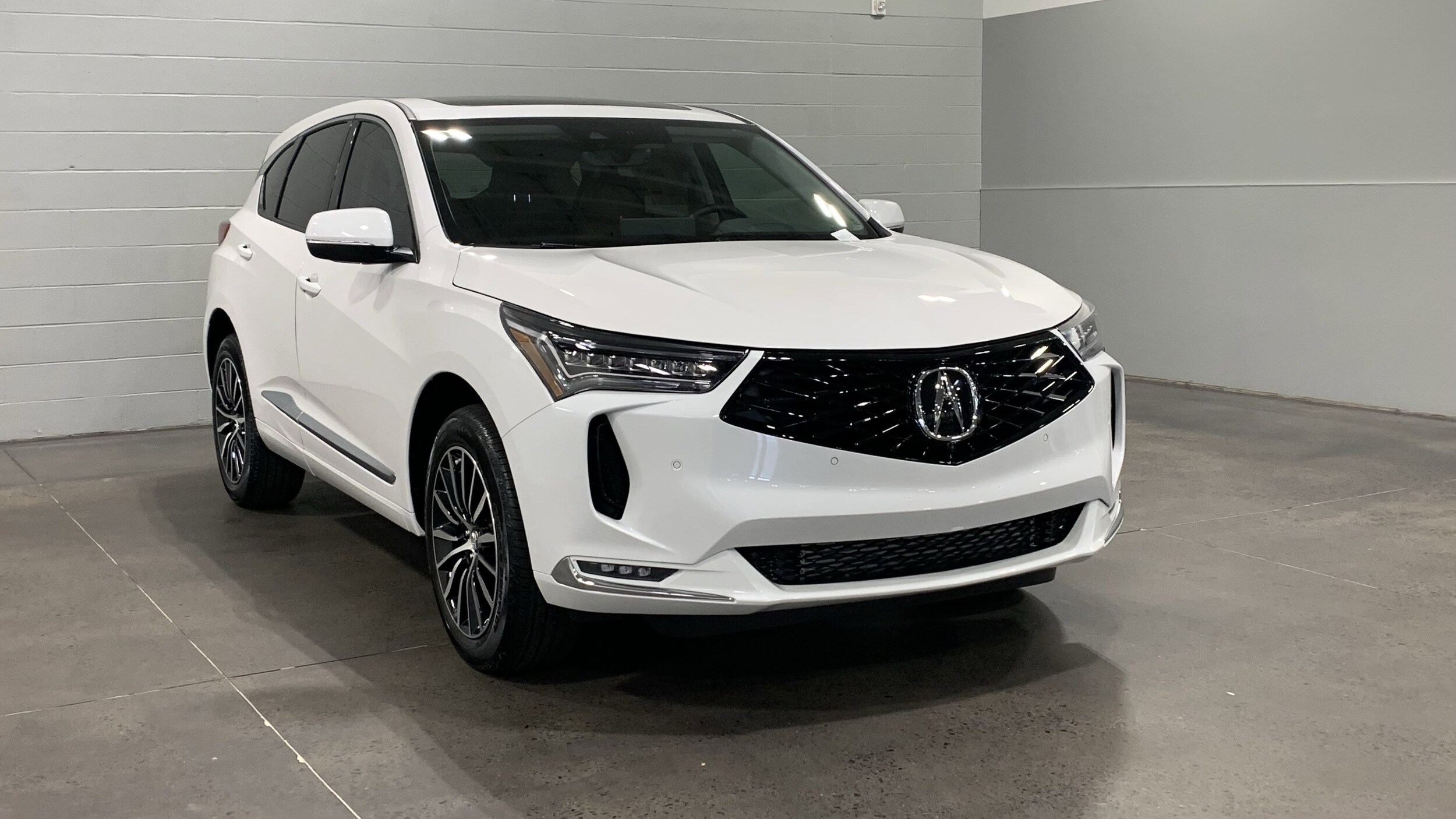 2026 Acura RDX Advance photo 2