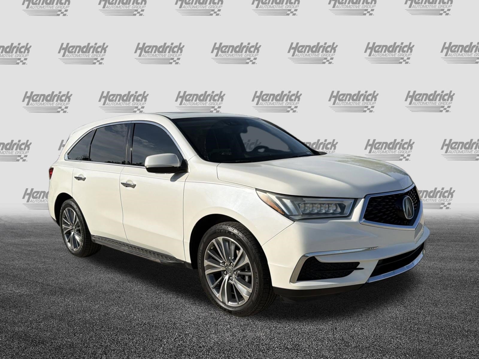2017 Acura MDX w/Technology Pkg photo 2