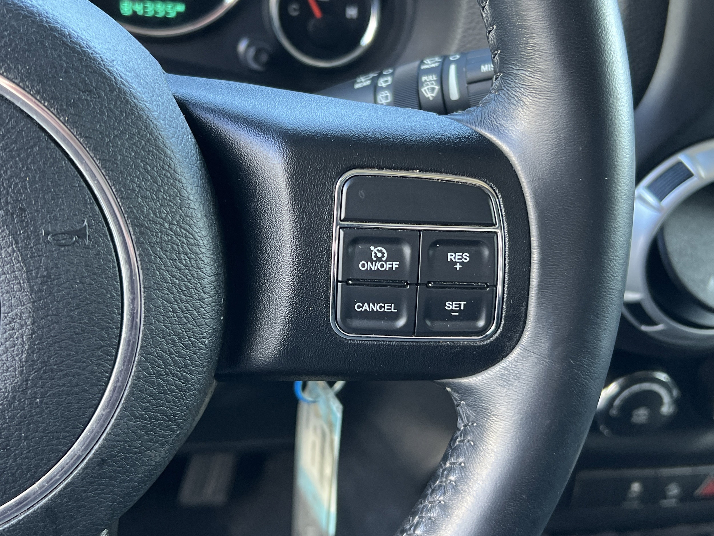 2016 Jeep Wrangler Unlimited Rubicon photo 3