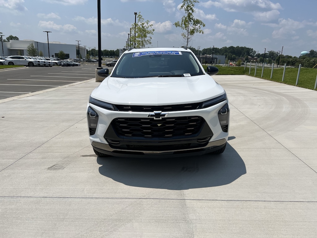 Used 2024 Chevrolet Trax ACTIV SUV