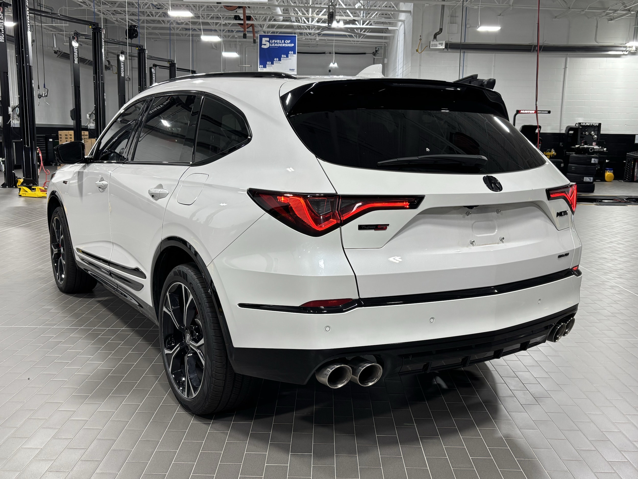 Acura MDX SH-AWD Type S W/Advance Package
