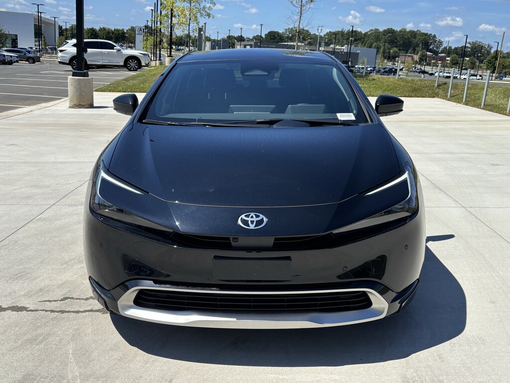 Used 2025 Toyota Prius Plug-in Hybrid XSE Premium Hatchback