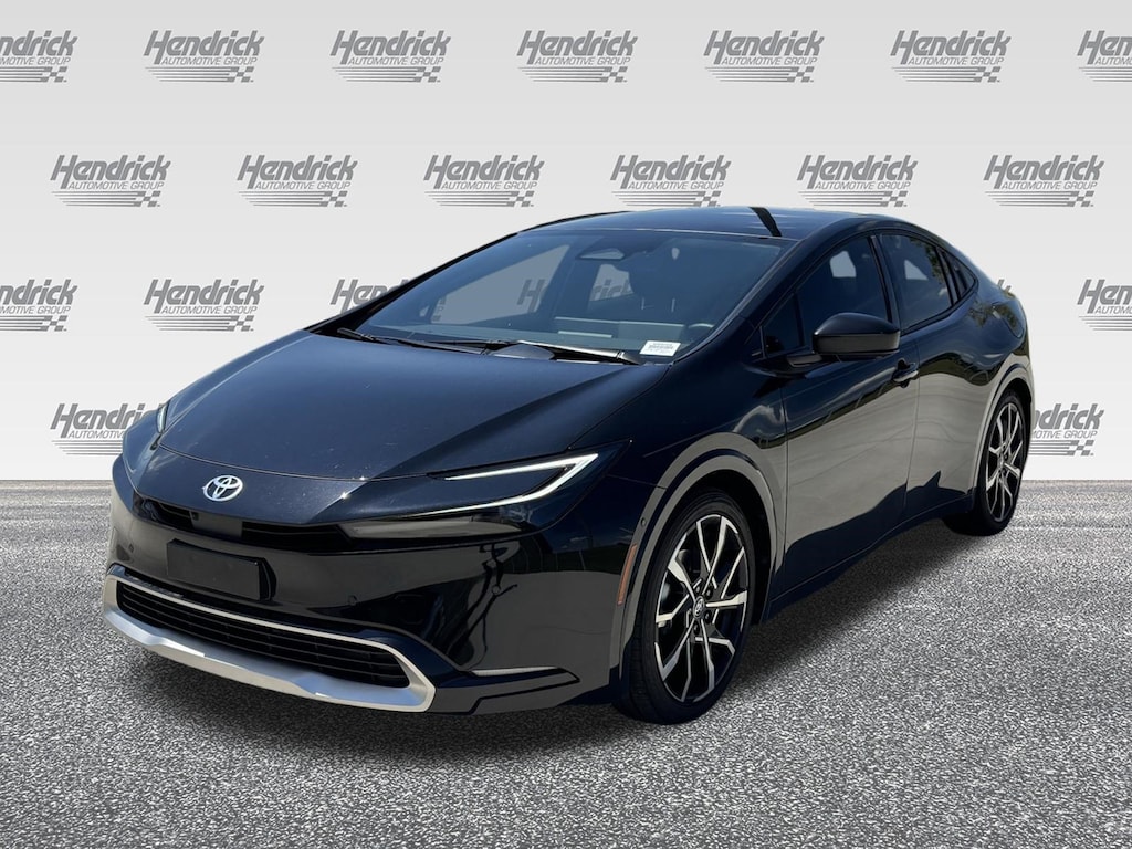 Used 2025 Toyota Prius Plug-in Hybrid XSE Premium Hatchback