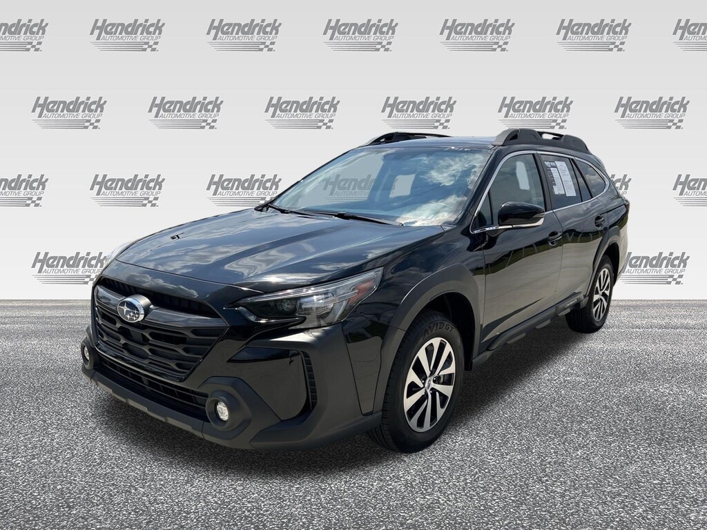 Used 2025 Subaru Outback Premium SUV
