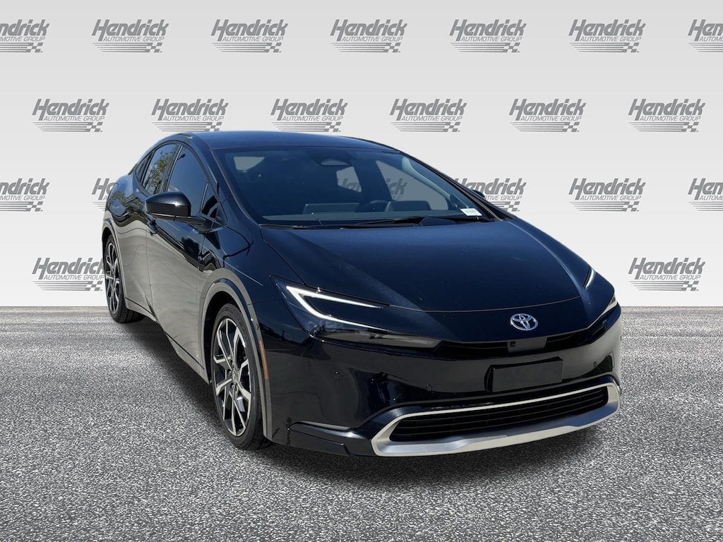 Used 2025 Toyota Prius Plug-in Hybrid XSE Premium Hatchback