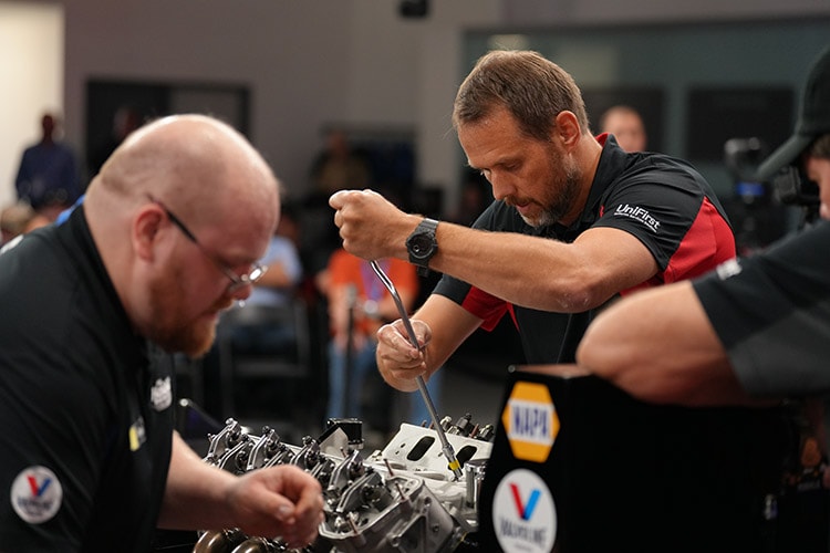 Duo wins Randy Dorton Hendrick Engine Builder Showdown with record