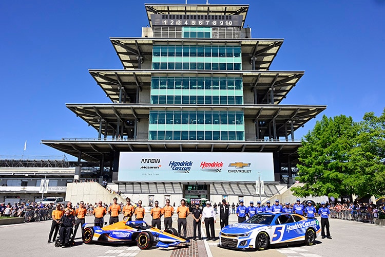 2023 Kyle Larson Hendrick 1100.jpg