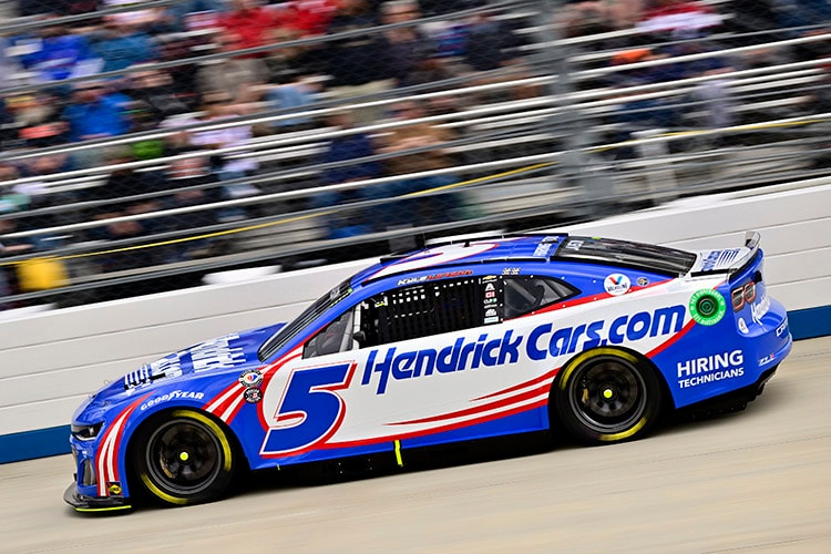 2023 Kyle Larson Dover Hendrick Cars.jpg