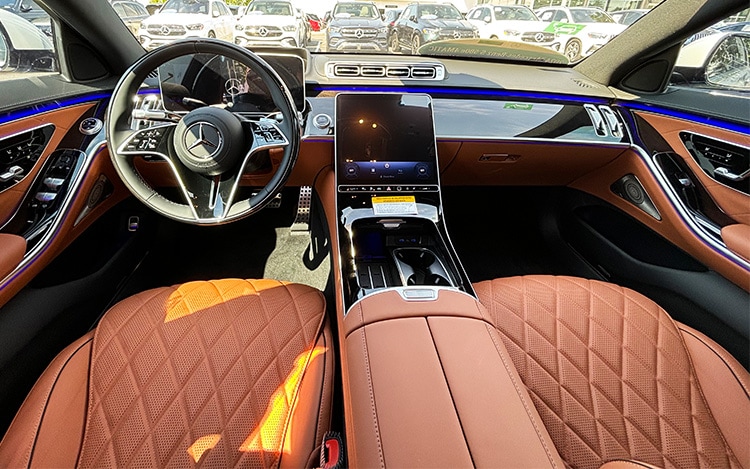 Mercedes%20S%20Class%20Dash%20Hendrick%20Cars.jpg