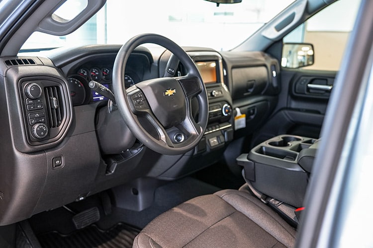 2024%20Chevrolet%20Silverado%20Hendrick%20Cars%20dash.jpg