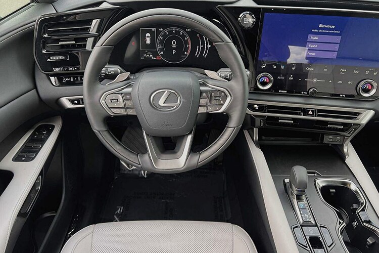 Lexus RX A Luxury SUV that drives like a sedan Hendrick Automotive Group