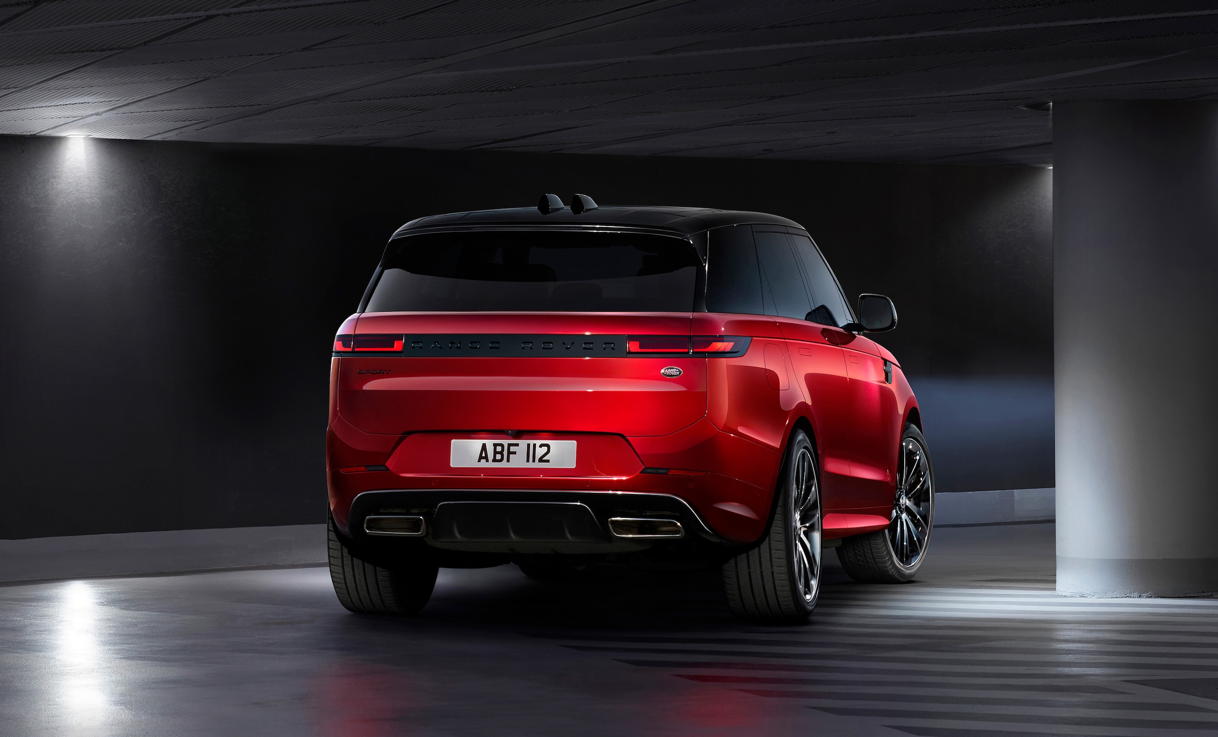 2023 Range Rover back view blog.jpg