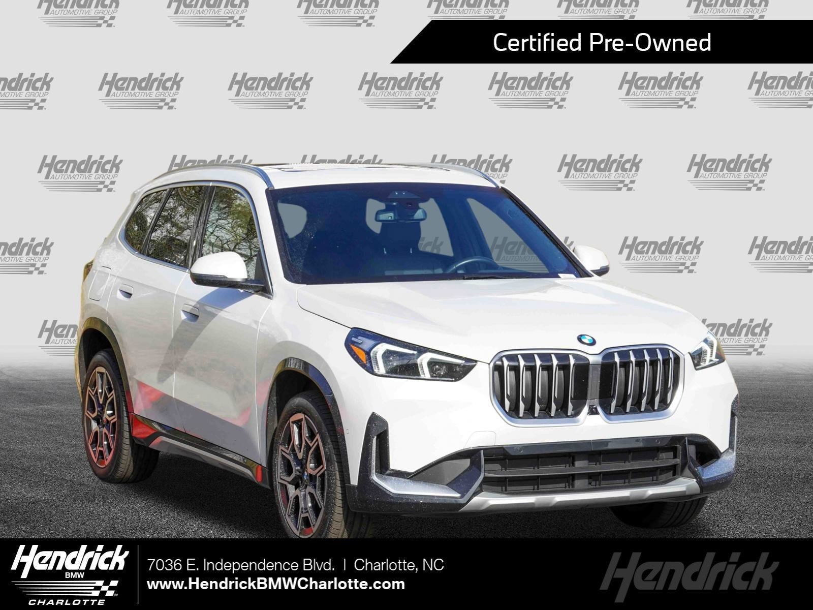 2025 BMW X1 28i's photo