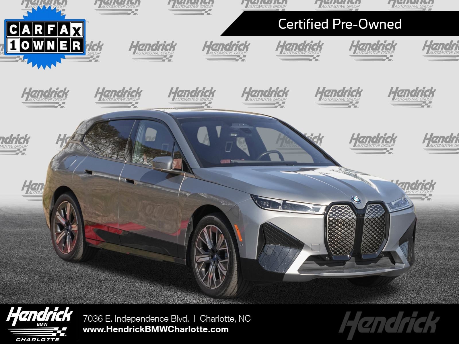 2023 BMW iX Base's photo