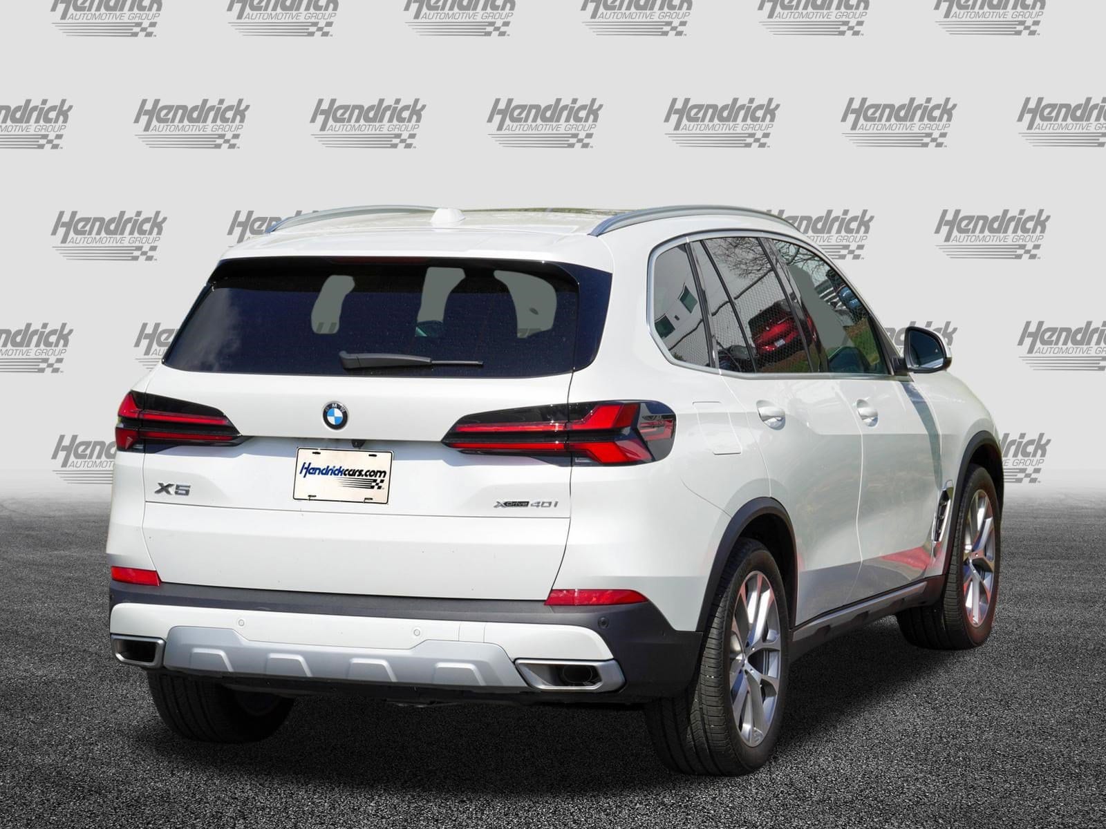 2025 BMW X5 xDrive40i photo 3