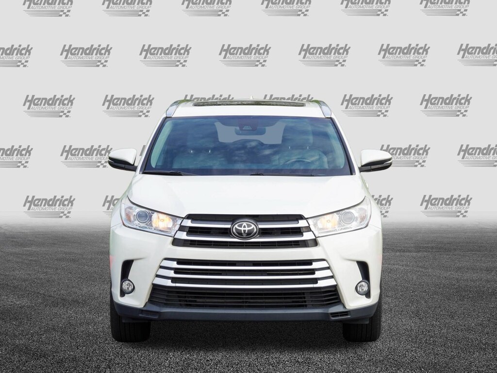 Used 2017 Toyota Highlander XLE SUV