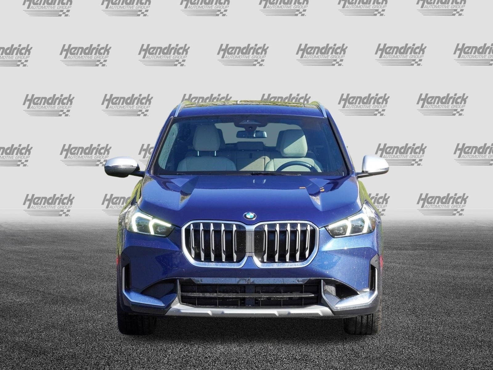 2024 BMW X1 xDrive28i photo 2