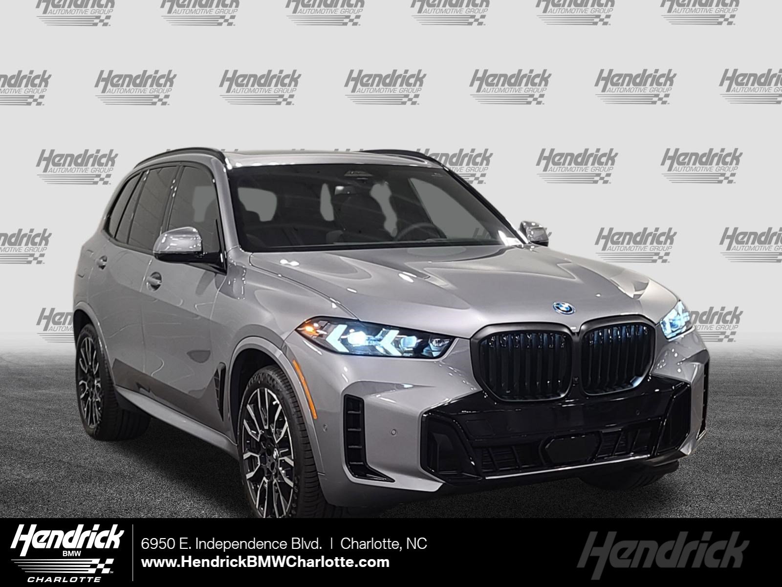 2026 BMW X5 xDrive50e's photo
