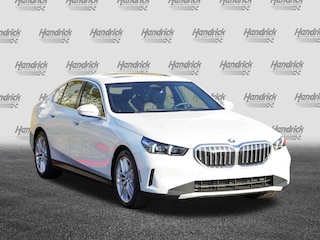 2025 BMW 5 Series 530i xDrive Sedan