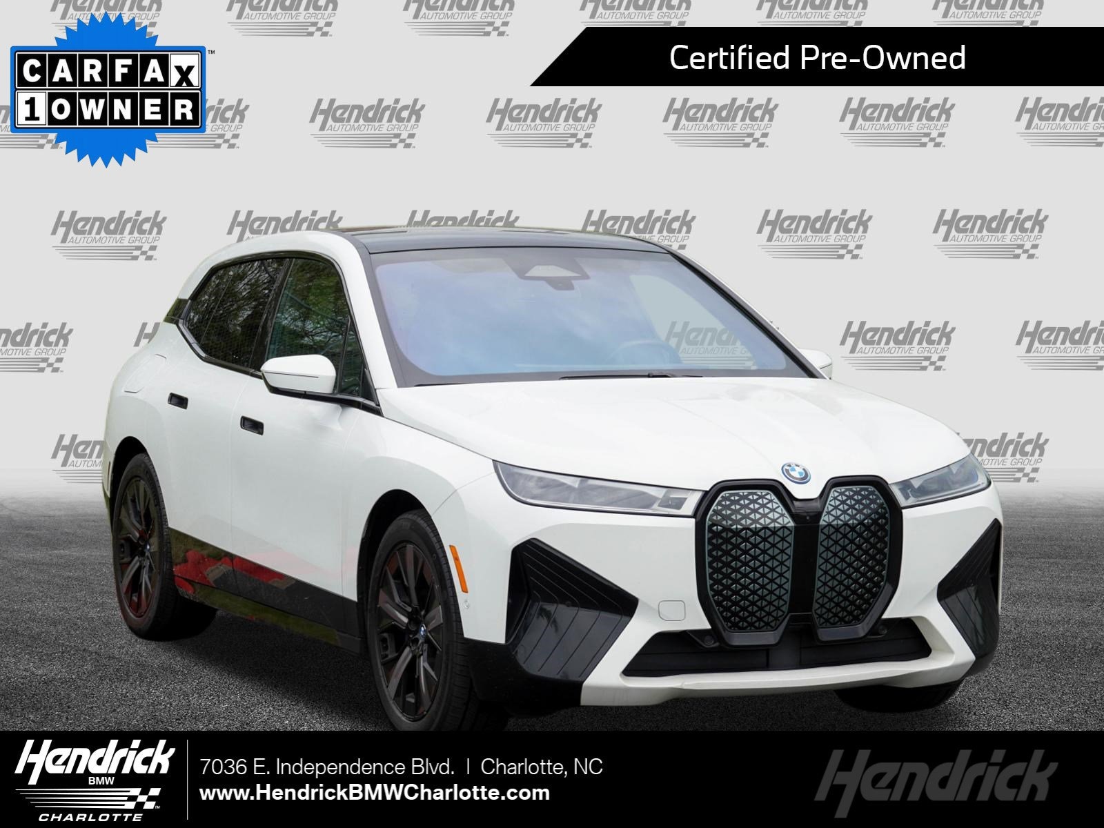 2023 BMW iX xDrive50's photo