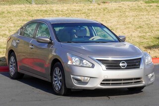 2014 Nissan Altima 2.5 S Sedan
