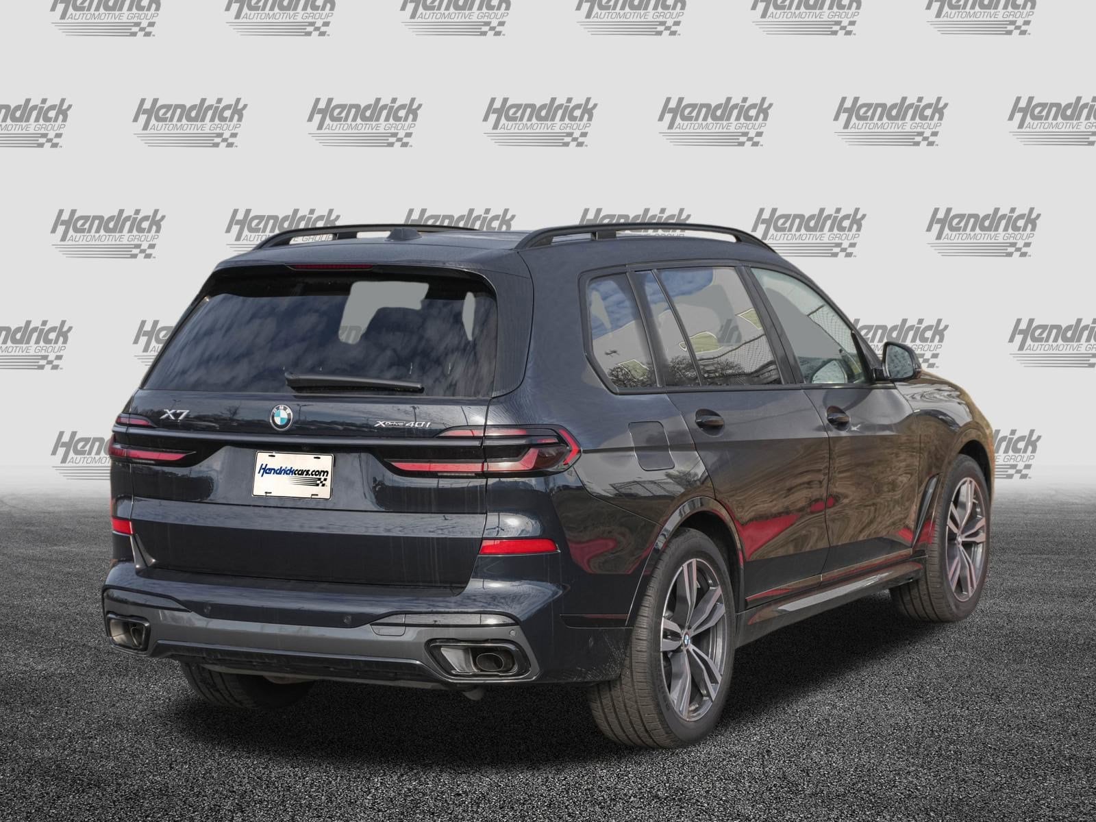 2026 BMW X7 xDrive40i photo 3