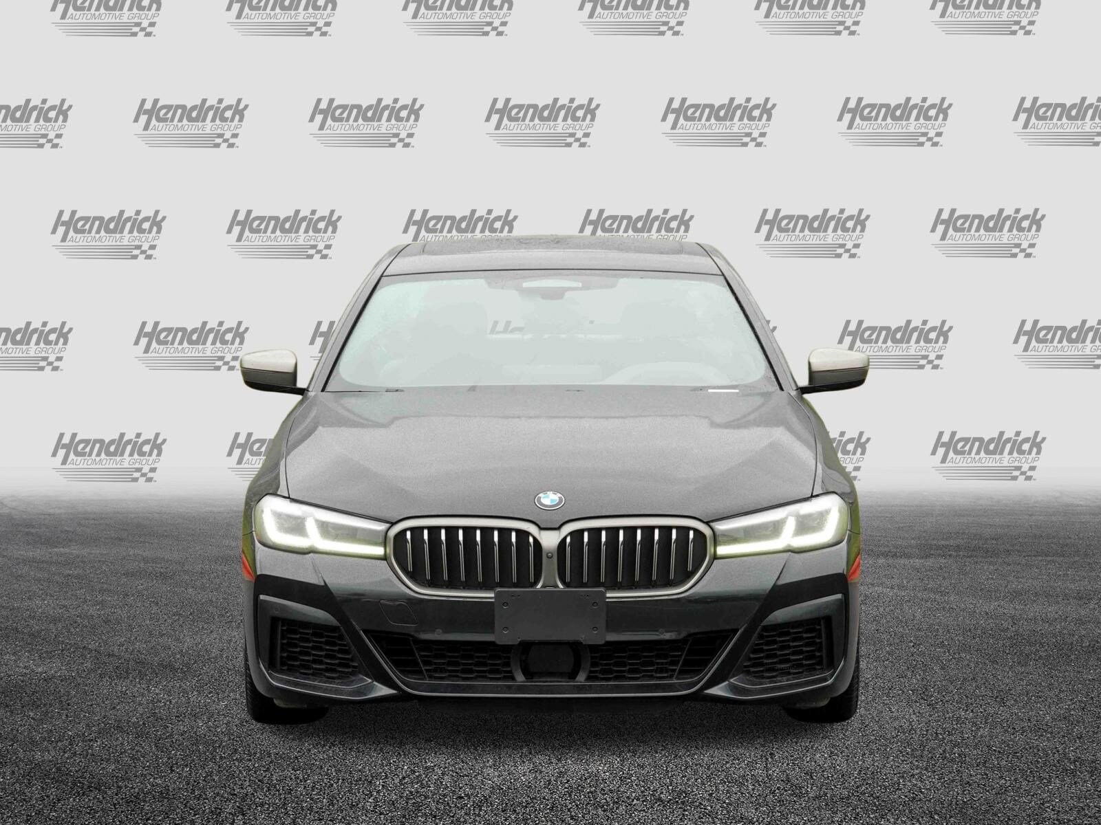 2023 Bmw M550i xDrive photo 2