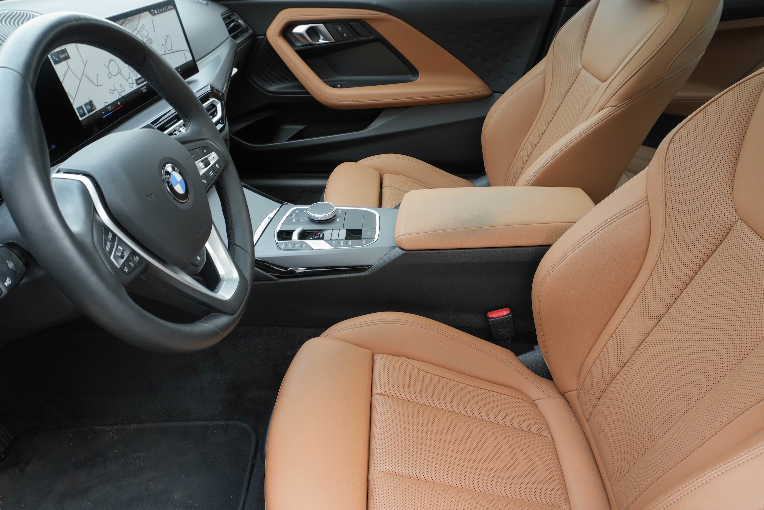 2024 BMW 2 Series 230i photo 5