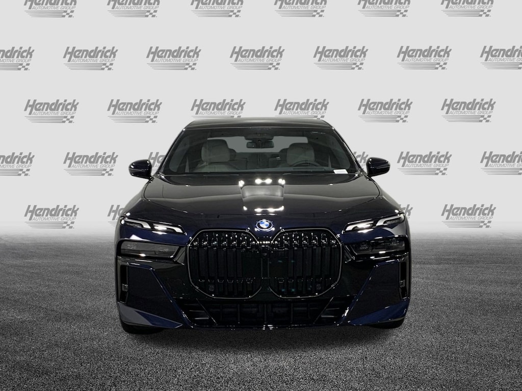 New 2026 BMW 7 Series 750e xDrive Sedan