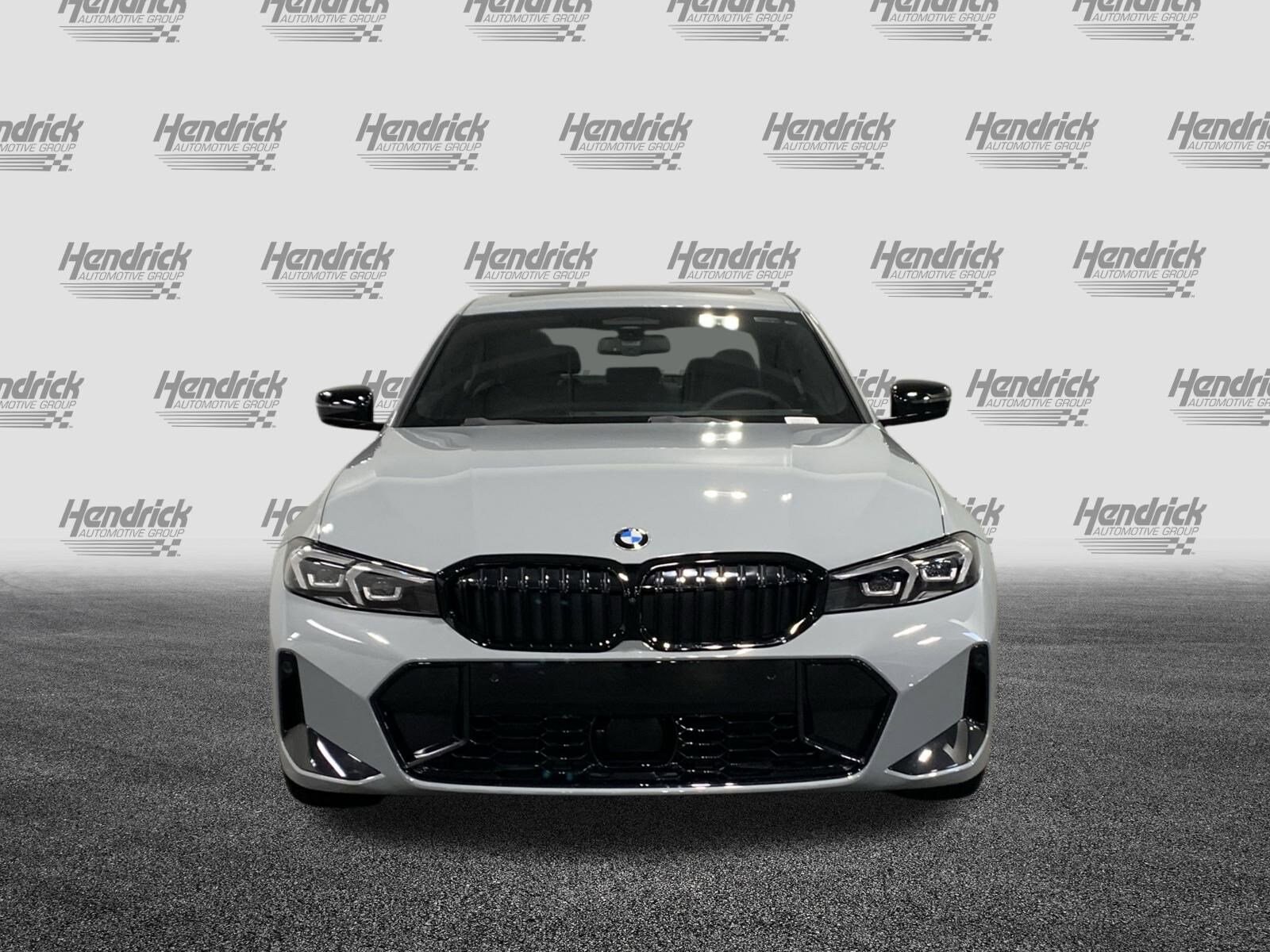 2025 Bmw 330i xDrive photo 2