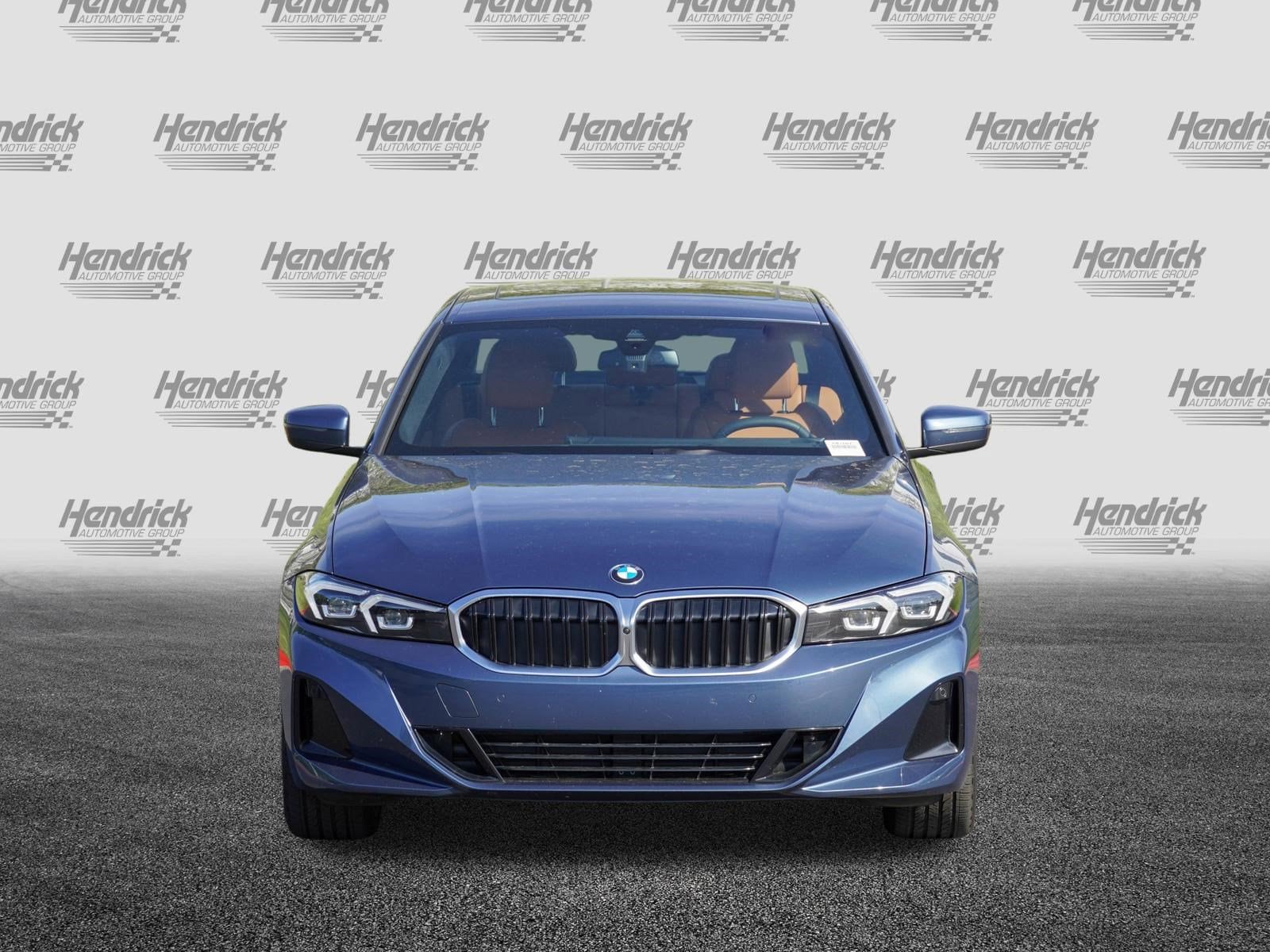 2025 BMW 3 Series 330i photo 2