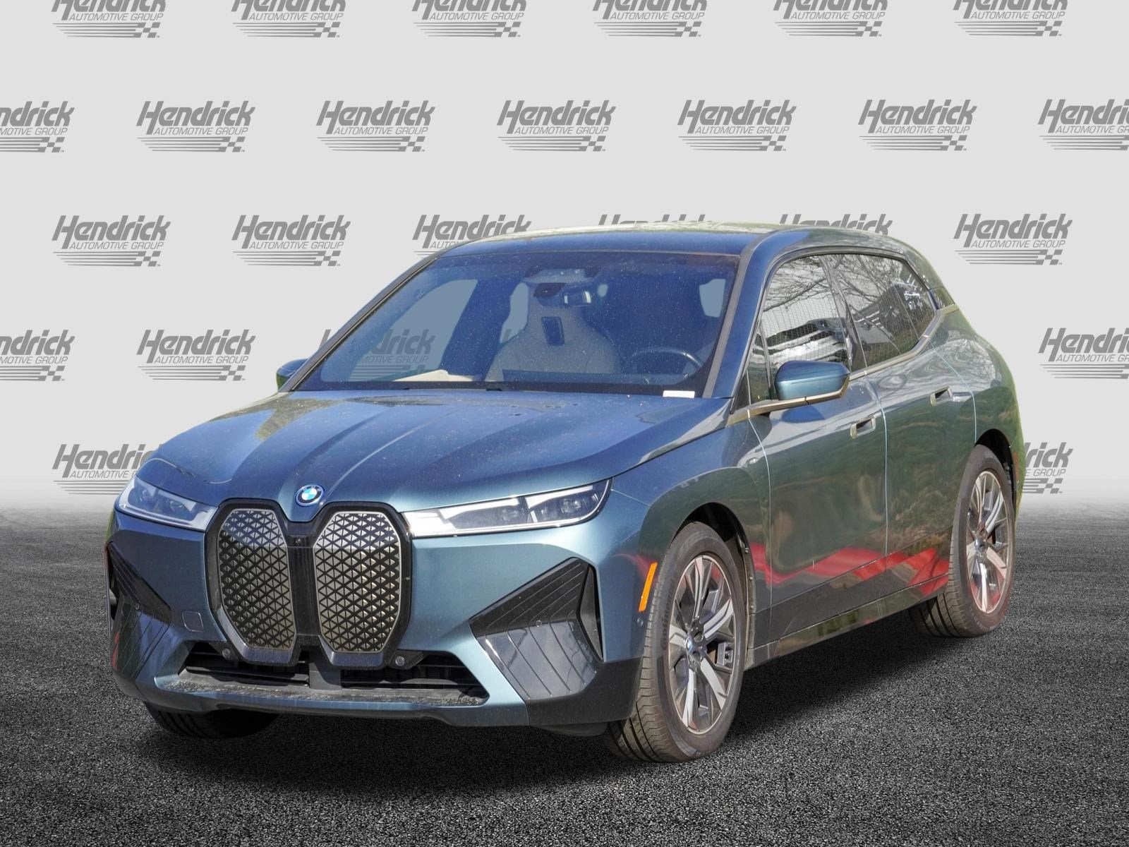 2023 BMW iX xDrive50 photo 4
