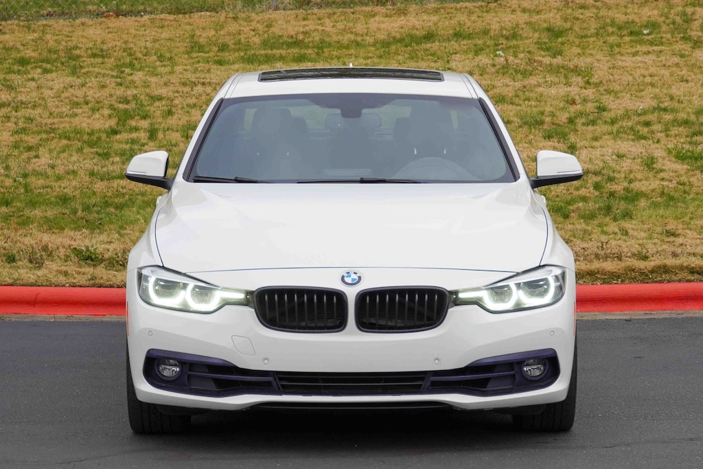 Used 2018 BMW 3 Series 330i Sedan