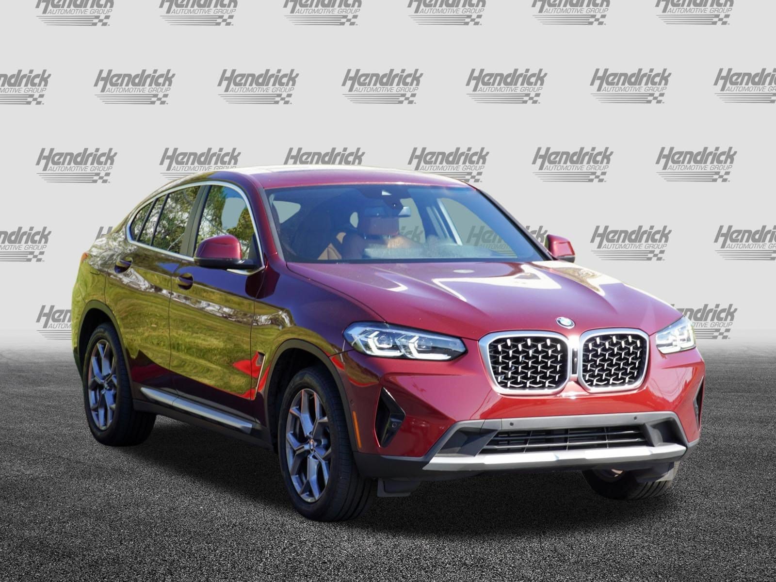 2025 BMW X4 XDrive30i