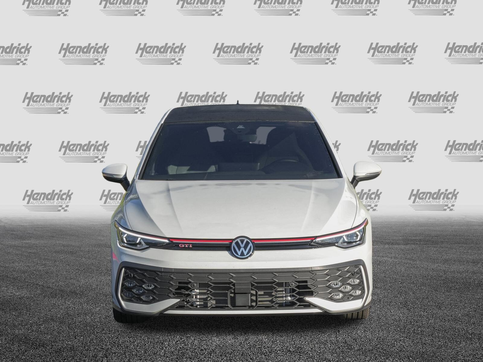 2025 Volkswagen Golf GTI SE photo 2