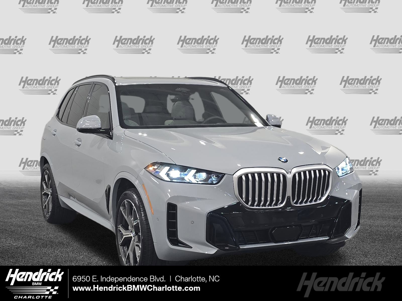 2026 BMW X5 40i's photo