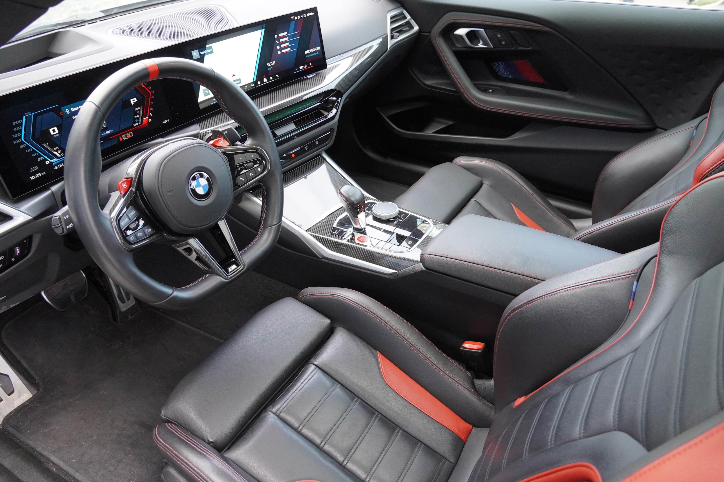 2025 BMW M2 photo 3