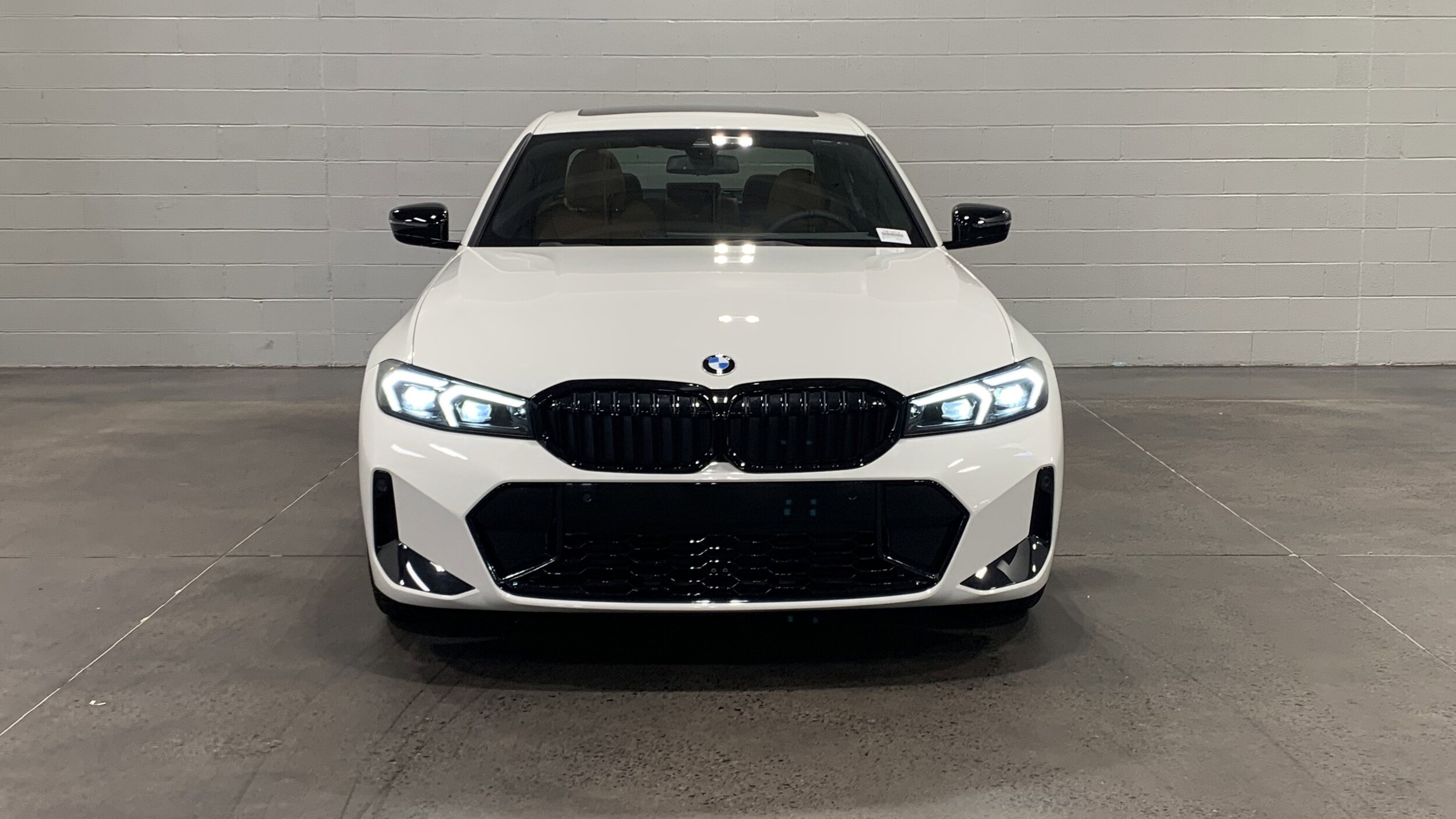 2026 Bmw 330i Sedan photo 2