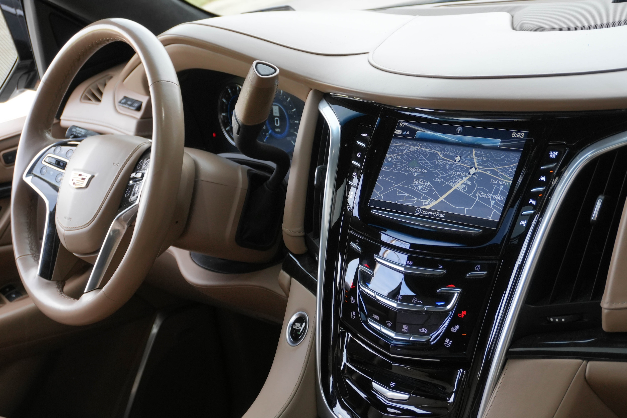 2020 CADILLAC Escalade Platinum photo 6