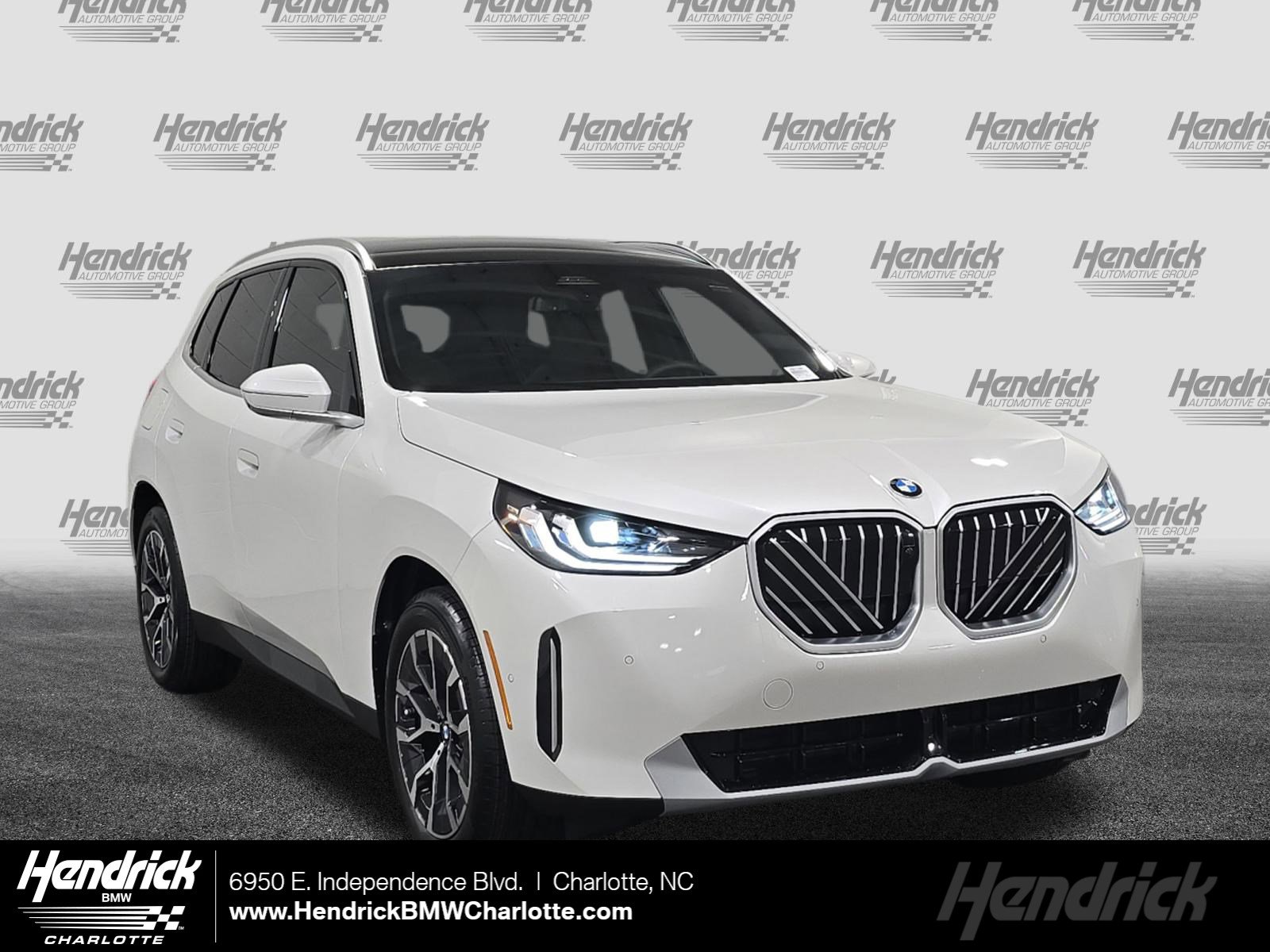 2026 BMW X3 30's photo